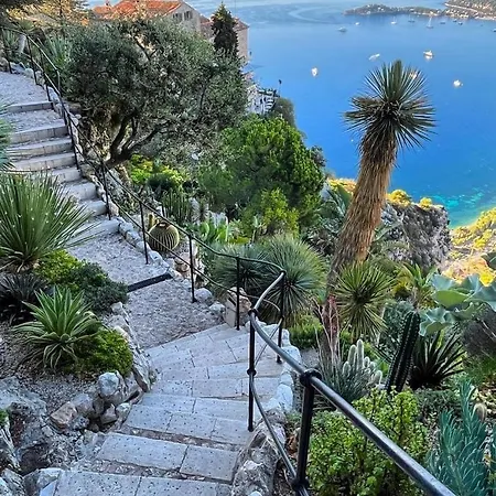 Neuf Coup De Coeur Entre Et Monaco דירה *