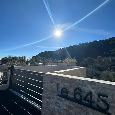 Neuf Coup De Coeur Entre Et Monaco *